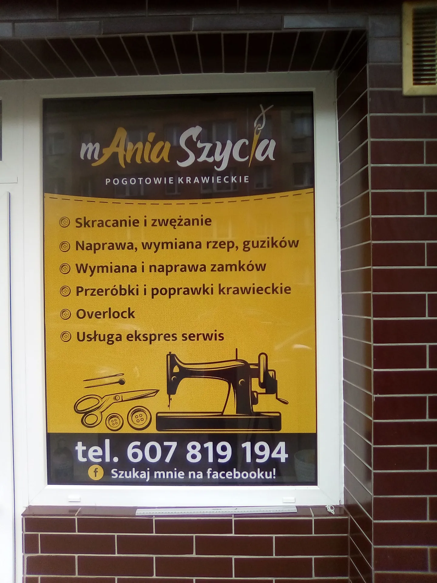 Oklejenie witryny dla Mania Szycia