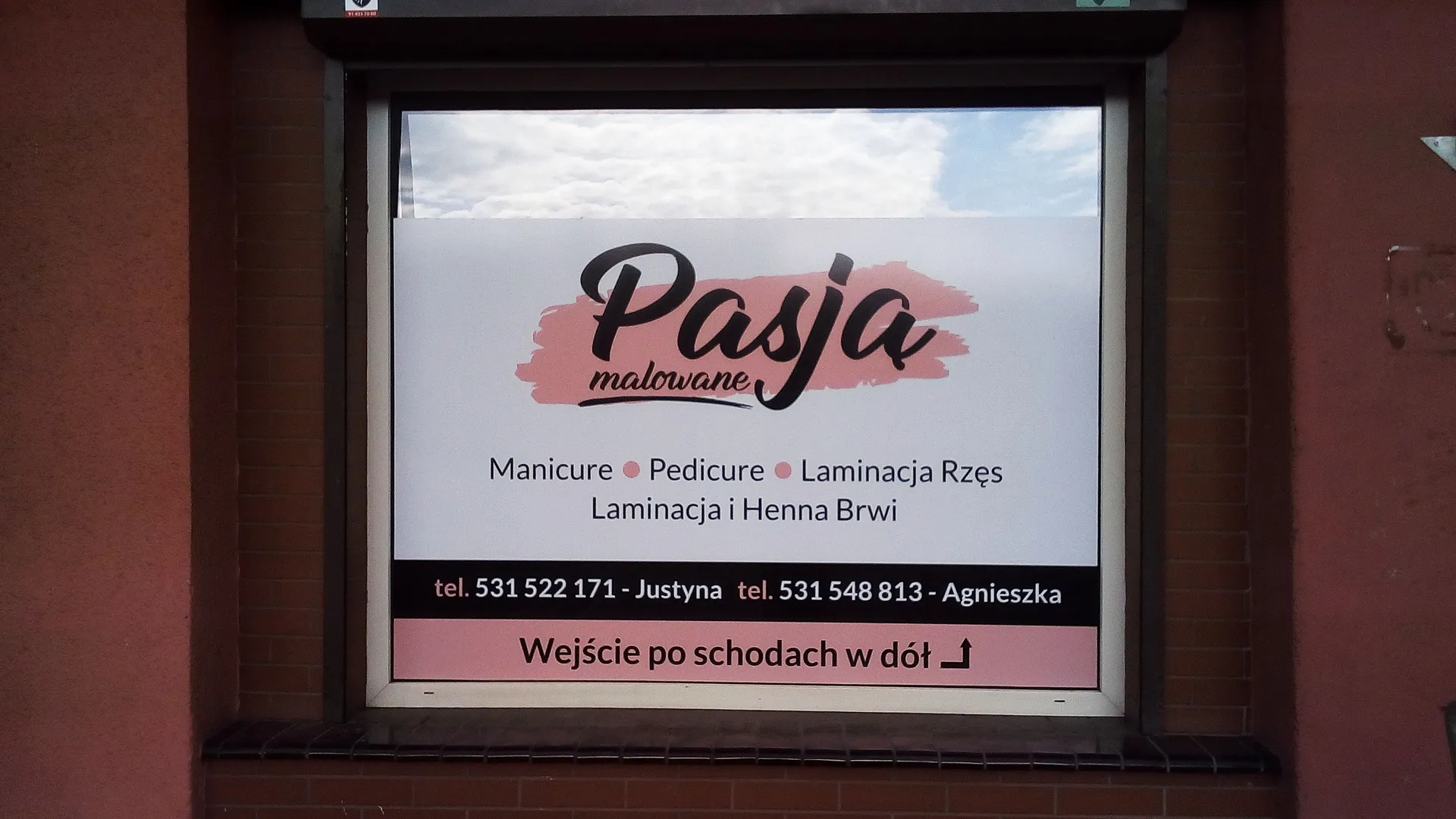 Oklejenie witryny dla Pasją Malowane
