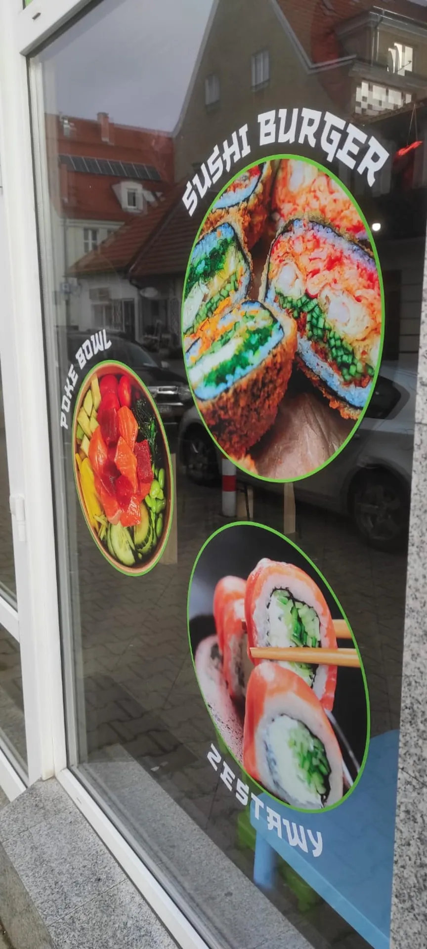 Oklejenie witryny na zlecenie Sushi Poke Go Stargard